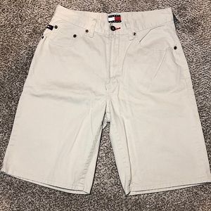 Tommy Hilfiger Khaki Shorts 30